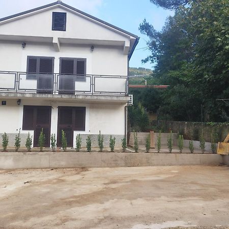 Apartman Barbara Cres Exterior foto
